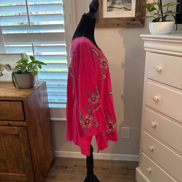 Johnny Was LIBBI 3/4 SLEEVE BUTTON FRONT TEE 2X - Picture 2 of 10